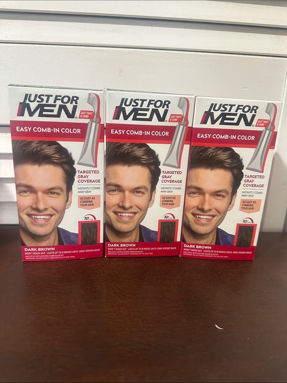 Set Easy Comb-In Color – Dark Brown Men’s Hair Color